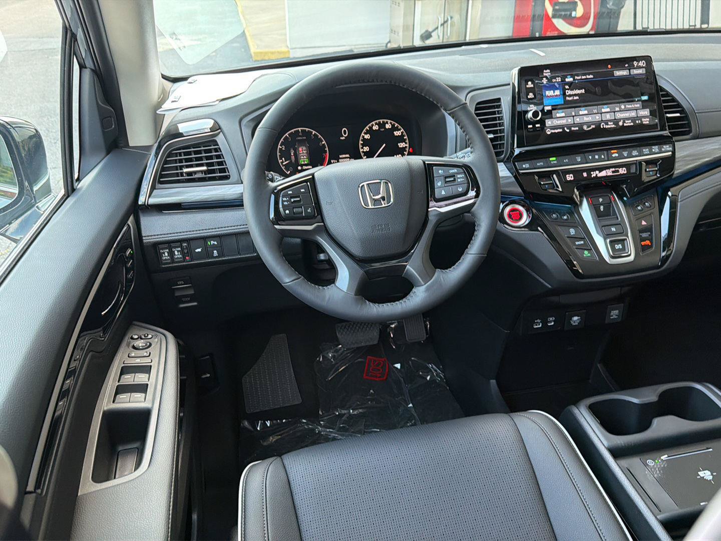 New 2026 Honda Odyssey Elite image 17