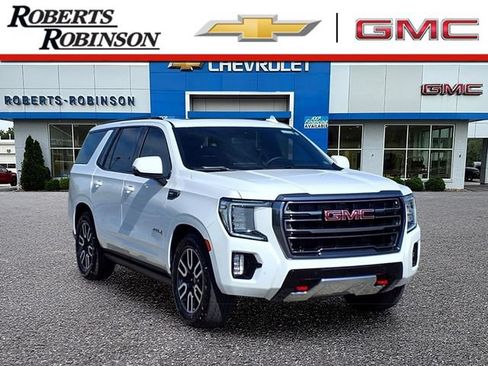 Used 2023 GMC Yukon AT4 w/ AT4 Premium Plus Package AWD/4WD image 1