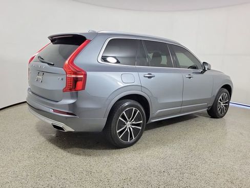 Used 2020 Volvo XC90 T5 Momentum image 5