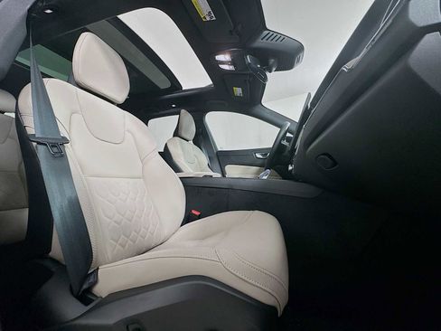 New 2026 Volvo XC60 B5 Plus w/ Protection Package Premier image 26