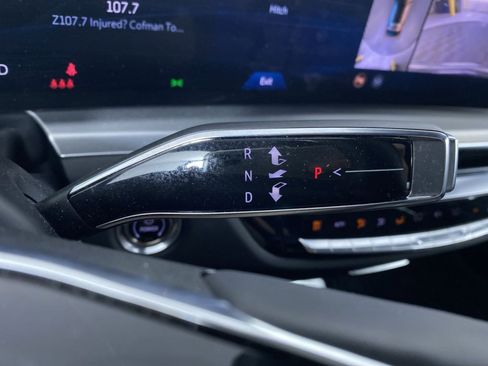 New 2025 Cadillac Lyriq Luxury w/ LPO, Floor Liner Package AWD/4WD image 8