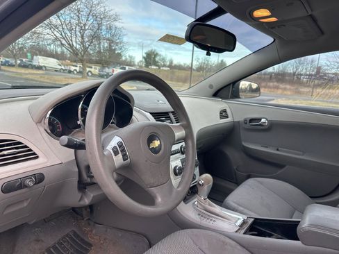 Used 2010 Chevrolet Malibu LS image 13