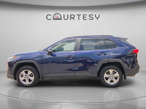 Certified 2025 Toyota RAV4 XLE w/ Convenience Package FWD image 2