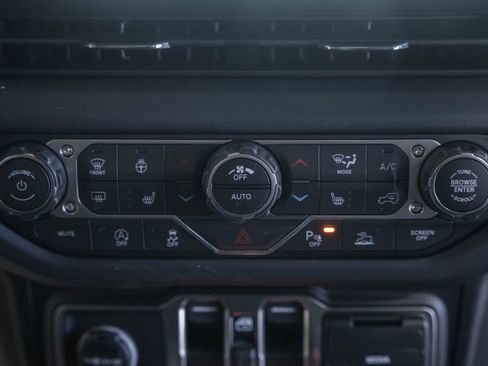 New 2026 Jeep Gladiator Rubicon image 22