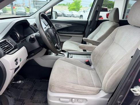 Used 2016 Honda Pilot EX image 12