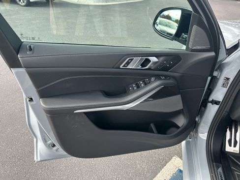 New 2026 BMW X5 M60i image 26