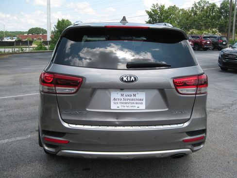 Used 2017 Kia Sorento SX FWD image 6