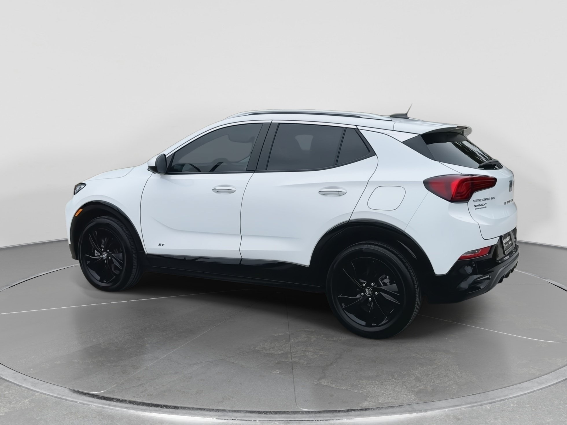 Certified 2025 Buick Encore GX Sport Touring w/ Advanced Technology Package FWD image 6
