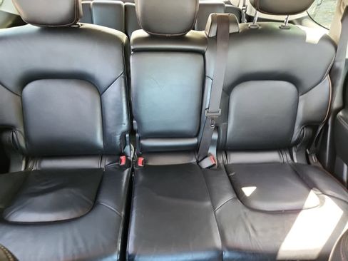 Used 2018 Nissan Armada SL image 20