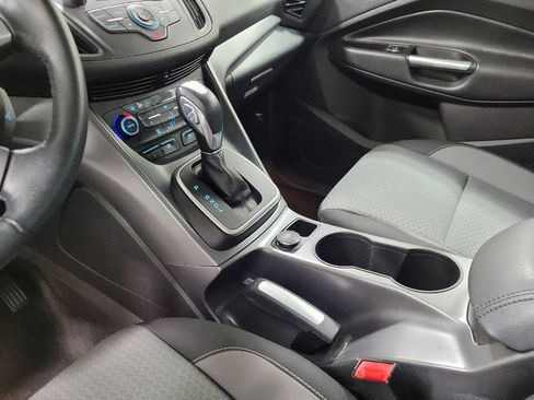 Used 2017 Ford C-MAX SE image 26