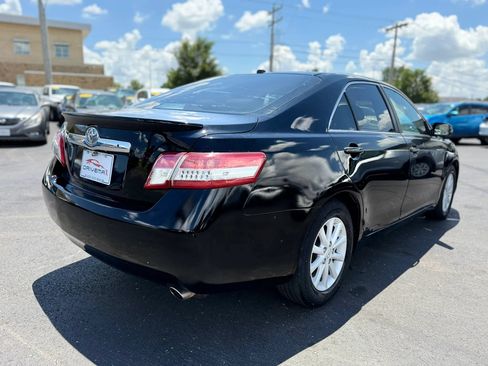 Used 2011 Toyota Camry XLE FWD image 4