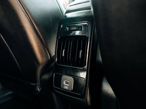 Used 2023 Jeep Compass Limited image 36