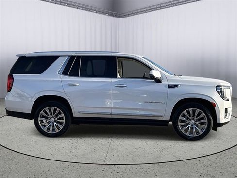 Used 2022 GMC Yukon Denali image 6