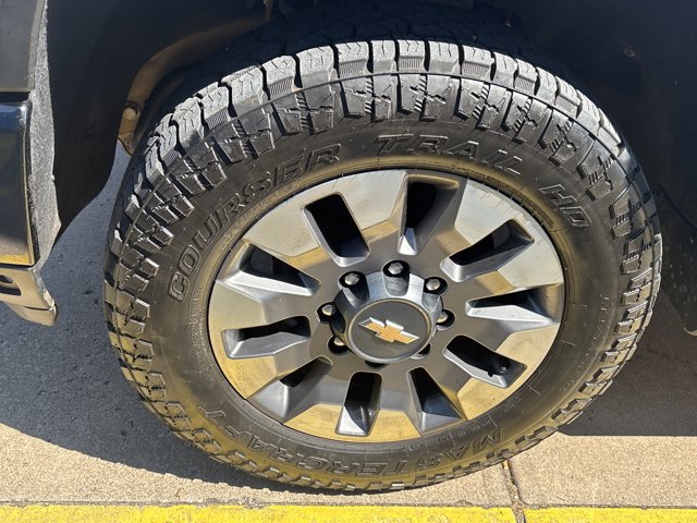 Used 2024 Chevrolet Silverado 2500 Custom AWD/4WD image 13