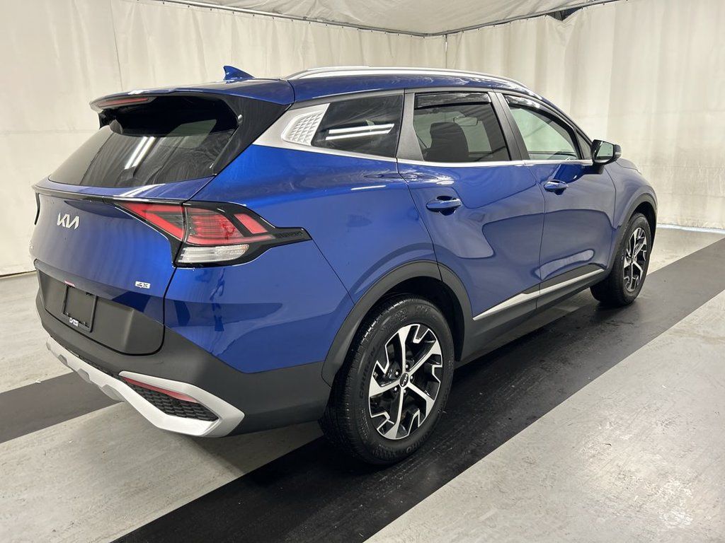 Certified 2025 Kia Sportage EX AWD/4WD image 2