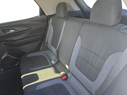 Used 2023 Chevrolet TrailBlazer LT FWD image 16