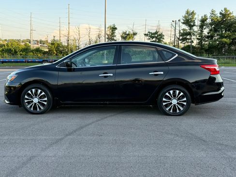 Used 2019 Nissan Sentra S FWD image 6