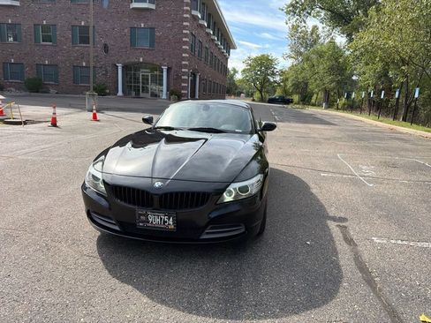 Used 2011 BMW Z4 sDrive35i RWD image 9