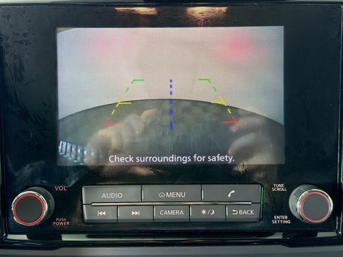 Used 2022 Nissan Titan SV w/ Accessory Utility Package image 16