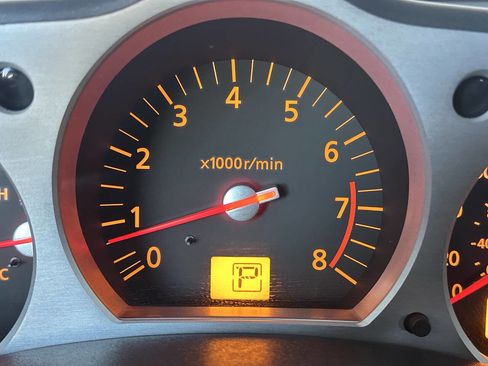 Used 2005 Nissan 350Z Touring image 26