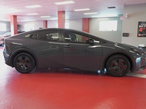 Certified 2024 Toyota Prius Prime SE image 7