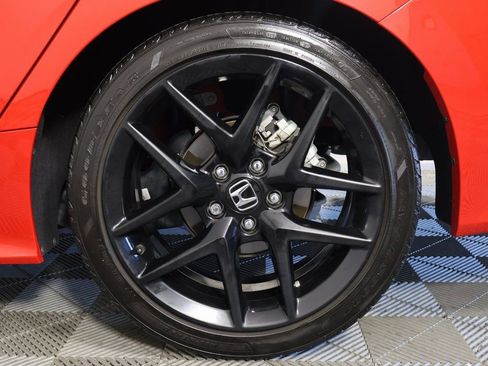 Used 2024 Honda Civic Sport image 16