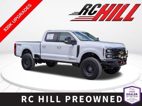Used 2025 Ford F250 Lariat w/ Black Appearance Package AWD/4WD image 1