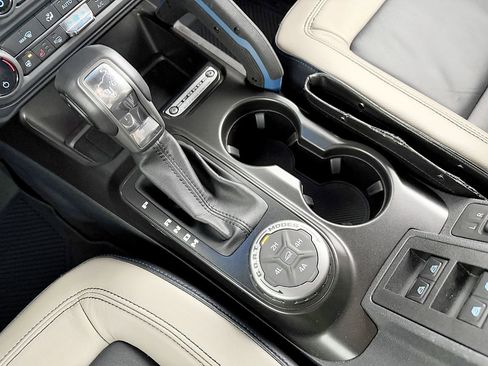 Used 2021 Ford Bronco Wildtrak image 72