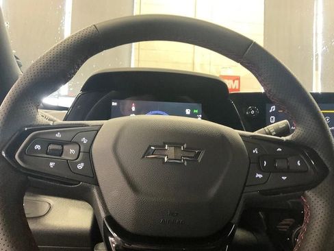 New 2026 Chevrolet Trax RS w/ Sunroof Package FWD image 23