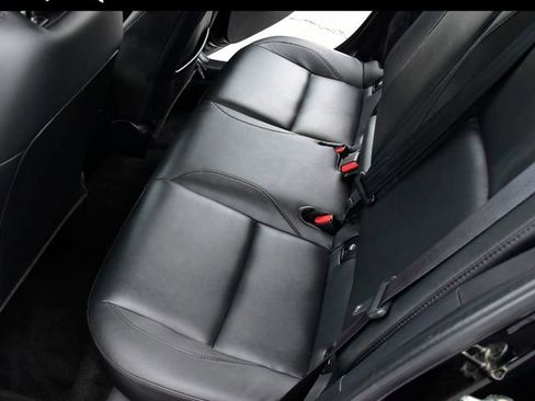 Used 2024 MAZDA MAZDA3 s image 13