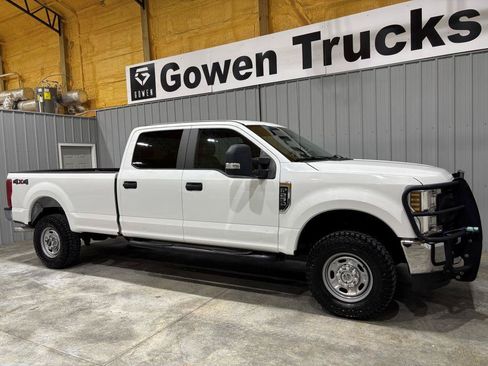 Used 2019 Ford F250 XL w/ Power Equipment Group AWD/4WD image 3