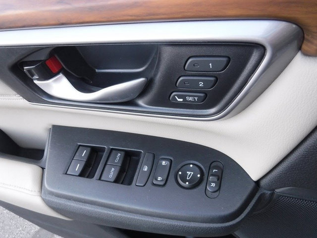 Used 2018 Honda CR-V EX-L image 13
