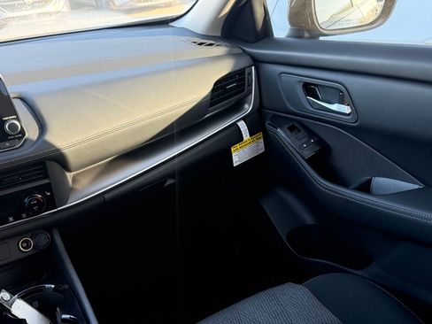 New 2026 Nissan Rogue SV image 12