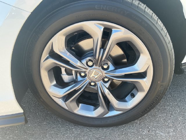 Certified 2023 Honda Accord EX image 27