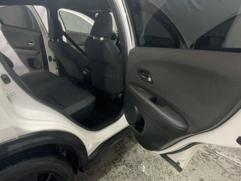 Used 2022 Honda HR-V Sport image 23