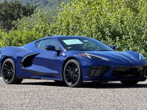 New 2026 Chevrolet Corvette Stingray Coupe w/ 1LT RWD image 2