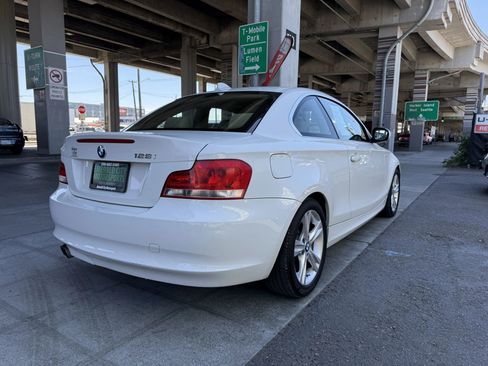 Used 2013 BMW 128i Coupe RWD image 4
