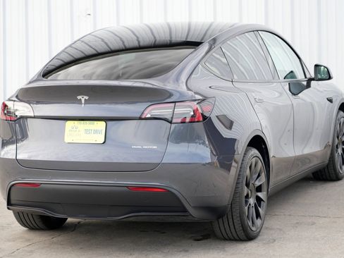 Used 2021 Tesla Model Y Long Range image 53