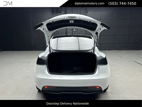 Used 2025 Tesla Model 3 Long Range image 39