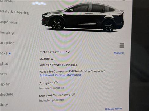 Used 2022 Tesla Model X image 13