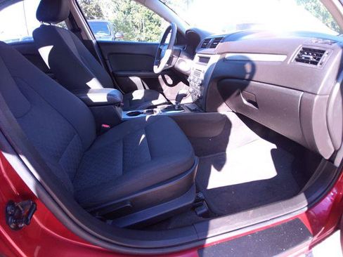 Used 2011 Ford Fusion SE w/ 202A Rapid Spec Order Code FWD image 18