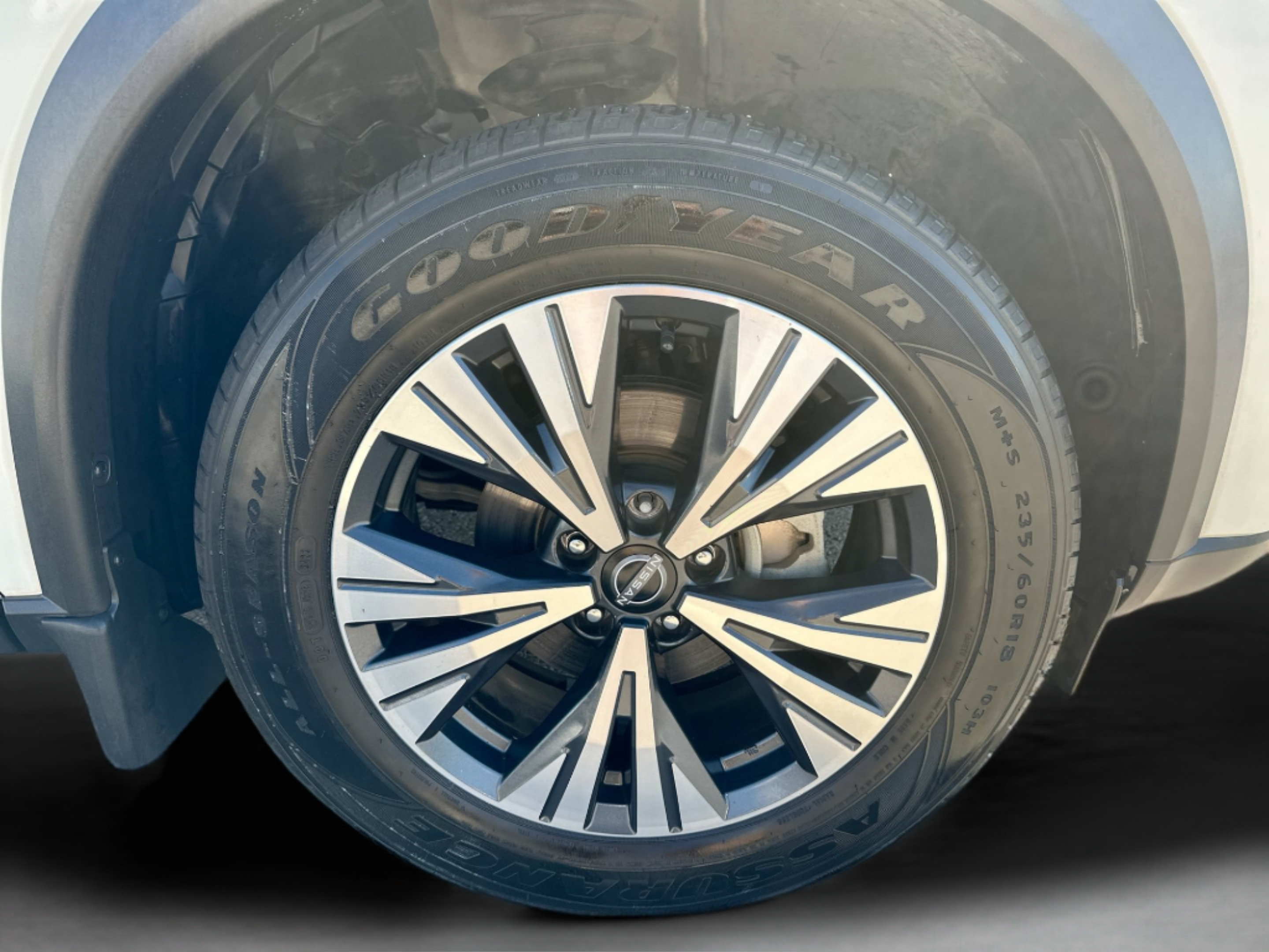 Used 2023 Nissan Rogue SV FWD image 28