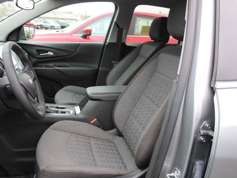 Used 2023 Chevrolet Equinox LT AWD/4WD image 9