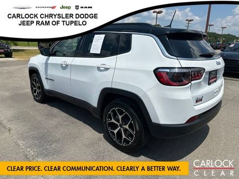 Used 2025 Jeep Compass Limited AWD/4WD image 5