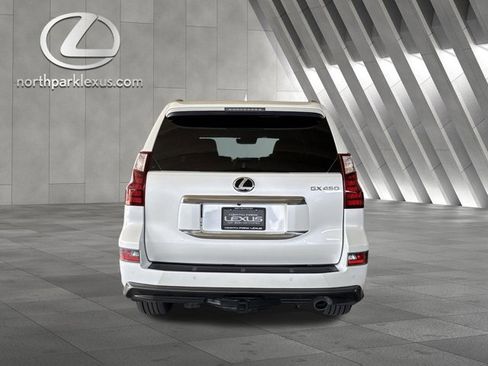 Certified 2022 Lexus GX 460 Luxury w/ Sport Design Package AWD/4WD image 26
