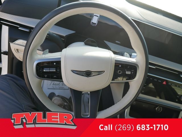 Used 2025 Genesis GV80 3.5T Prestige AWD/4WD image 32