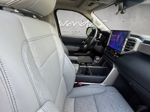 Used 2022 Toyota Tundra Limited AWD/4WD image 29