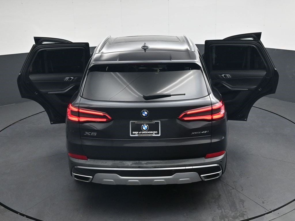 Used 2019 BMW X5 xDrive40i w/ Premium Package 2 AWD/4WD image 44
