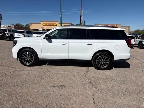 Used 2025 Ford Expedition Max Platinum AWD/4WD image 8