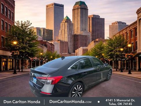 Used 2024 Honda Civic EX image 4